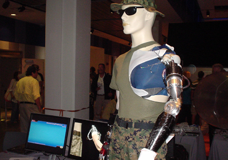 gadgetoff 2007 robotic arm